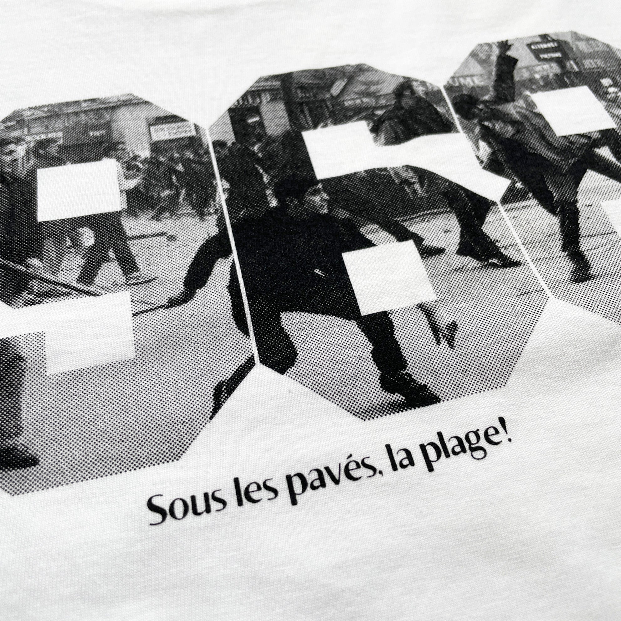 'Sous les pavés, la plage' 1968 T-shirt