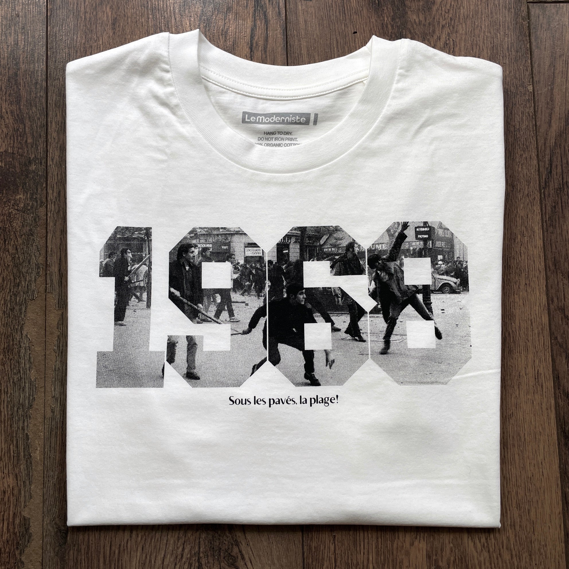 'Sous les pavés, la plage' 1968 T-shirt